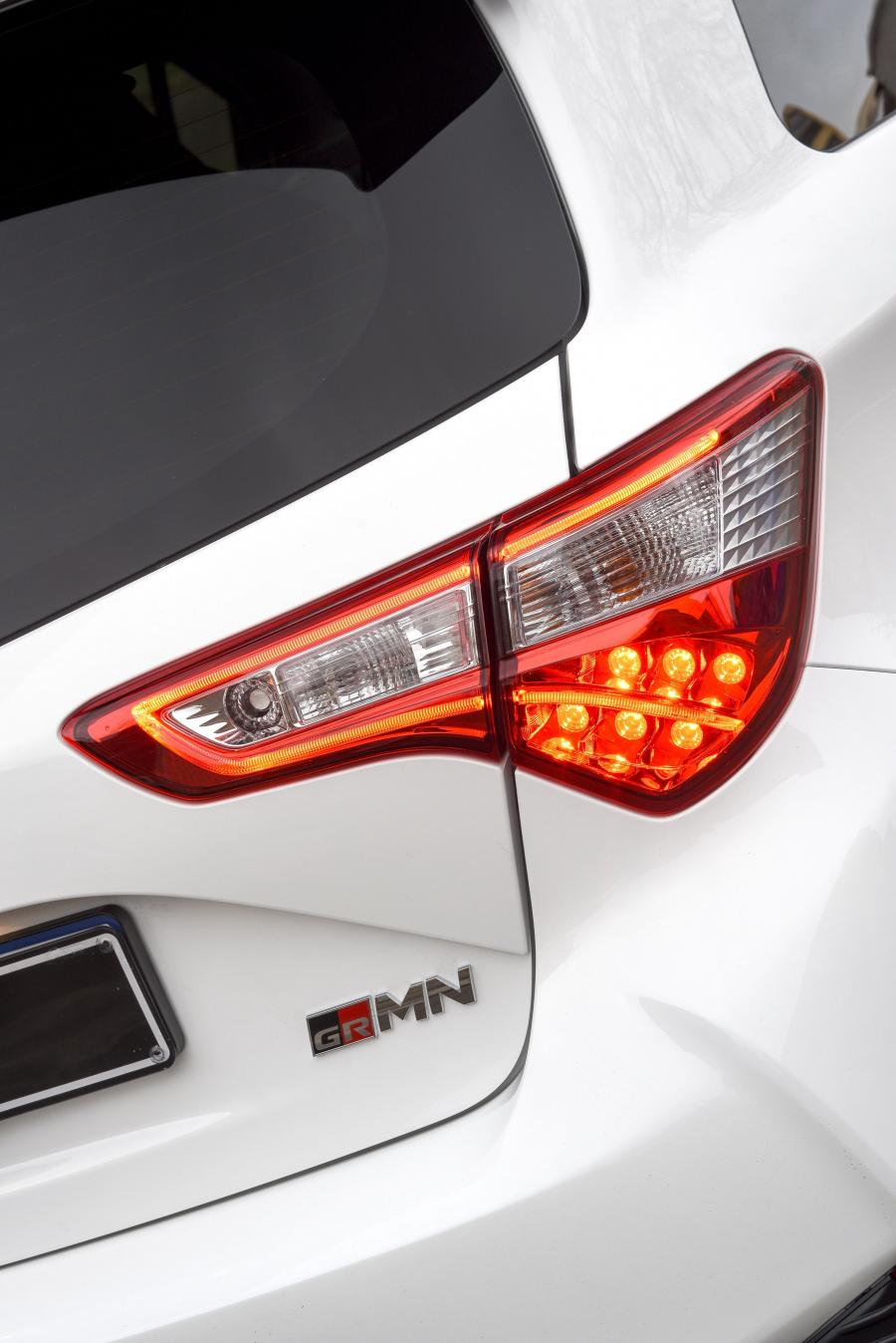 Детали экстерьера Toyota Yaris GRMN 2018 года  (ZA) (фото 8 из 40)